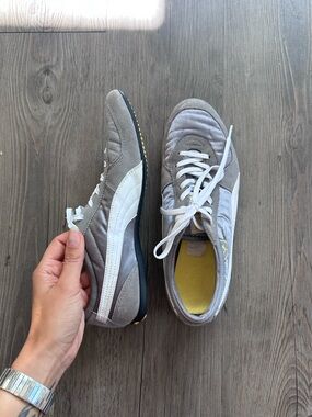 Puma Sport Sneakers Women’s 7.5 / 38 Gray Silver Suede Racing Shoes Rare